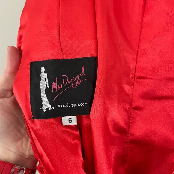 Mac Duggal Red Floral Eyelet Tulle Formal Ball Gown Size 6 - Picture 3 of 8